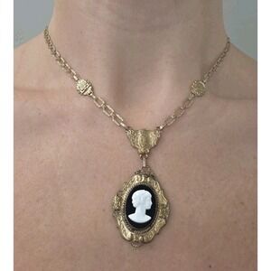 Vintage Cameo Necklace Victorian Edwardian Beautiful Delicate
